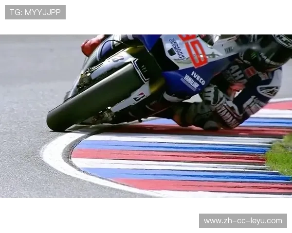 MotoGP末弯上演惨烈对撞